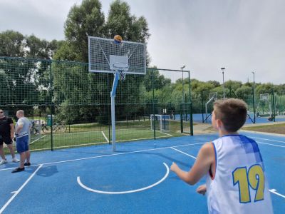Boisko 3x3 w Multiparku oś. 5 Wzgórz gotowe